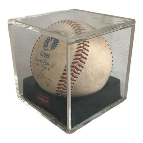 LMB Alejandro Hitt 2005 MultiPlayer Autographed J. Estrada Baseball Display Case - Picture 3 of 6